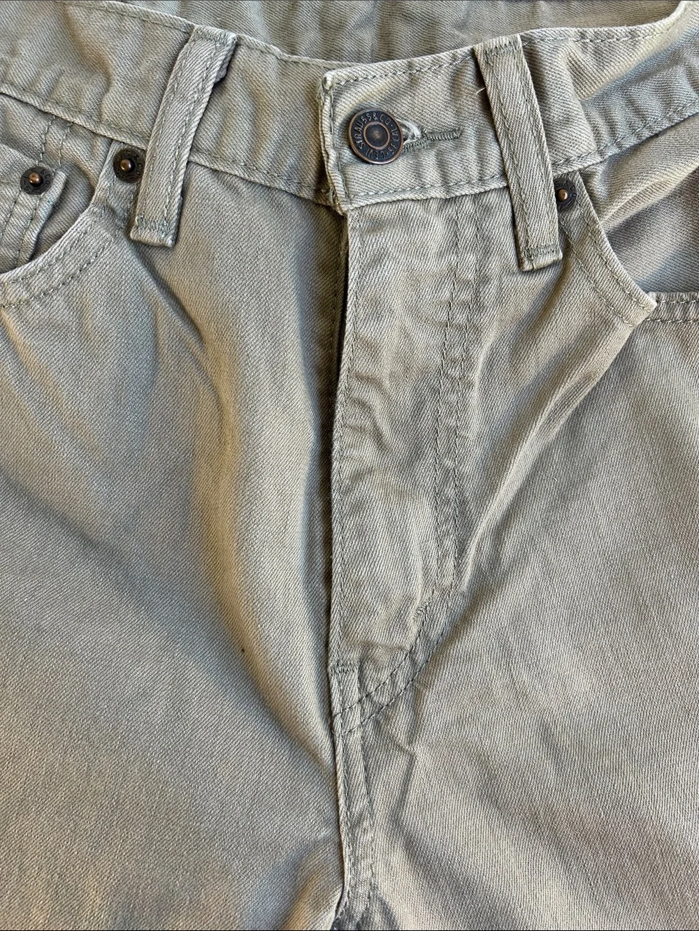 Levi's 505 Straight Men's Jeans in Beige-Tan